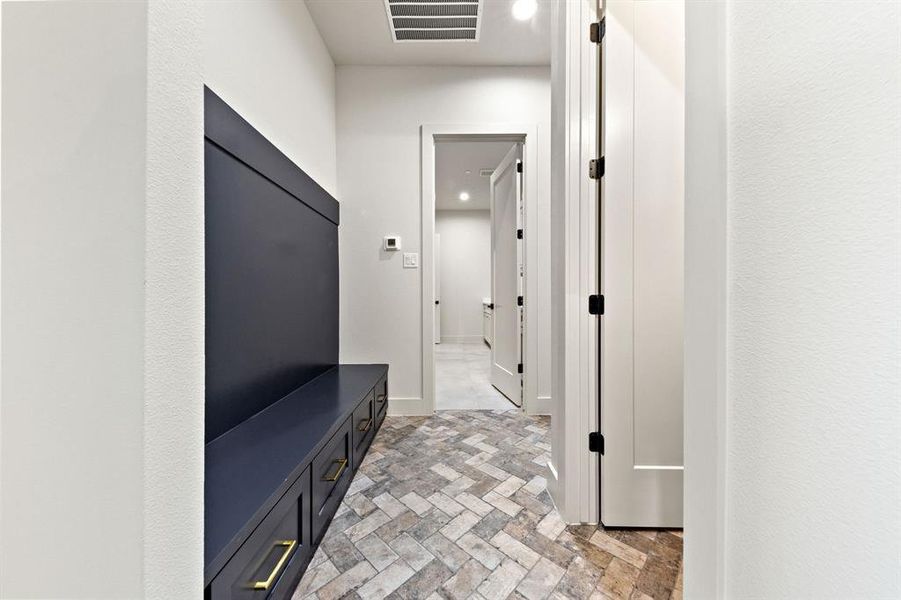 Furnished interior view inside a new home in , Red Oak (Image 18).