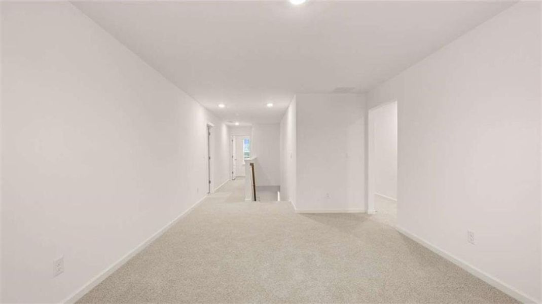 Spacious, unfurnished interior of a new home in Independence, Loganville (Image 27).