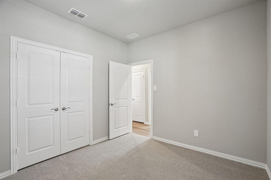 Photo is not of the actual home, but is an inspirational photo of builder’s model home and may depict options, furnishings, and/or decorator features that are not included.