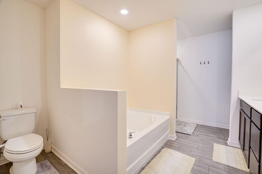 Furnished interior view inside a new home in Celebration Pointe, Fort Pierce (Image 7).