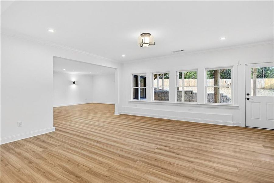 Spacious, unfurnished interior of a new home in , Marietta (Image 78).