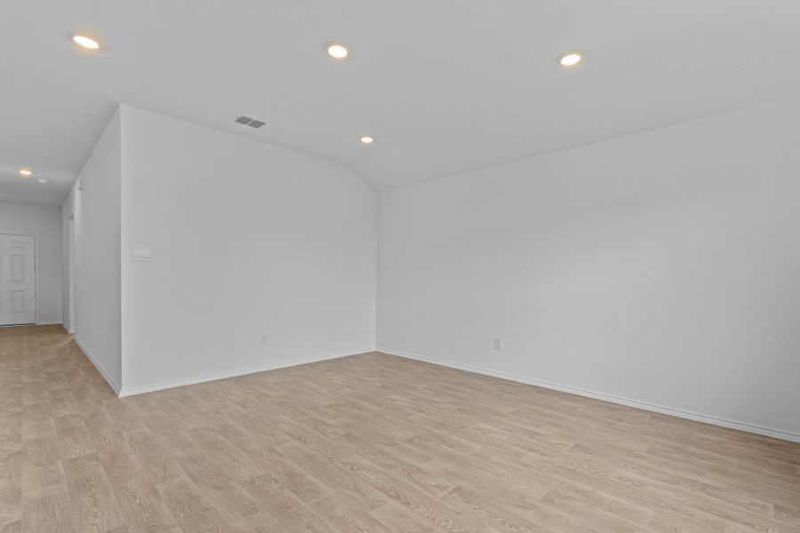 Spacious, unfurnished interior of a new home in , Seguin (Image 26). Spacious, unfurnished interior of a new home in , Seguin (Image 26).