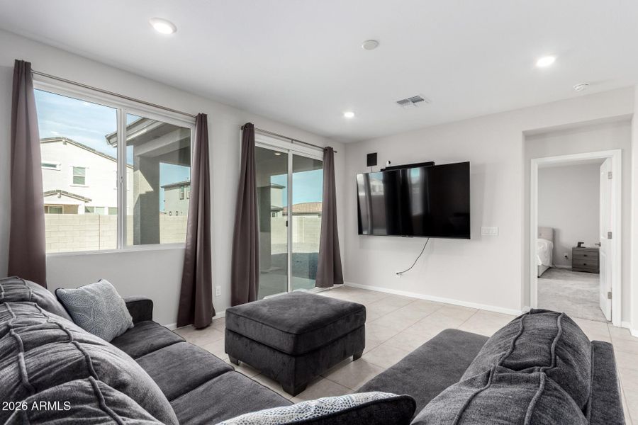 35650 W Mallorca Ave