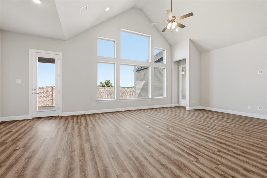 Spacious, unfurnished interior of a new home in Green Meadows Premier, Celina (Image 20). Spacious, unfurnished interior of a new home in Green Meadows Premier, Celina (Image 20).