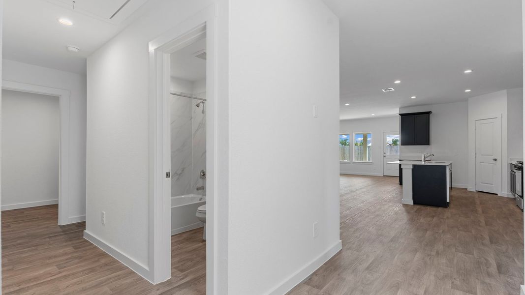 Spacious, unfurnished interior of a new home in Tamarron, Fulshear (Image 23). Spacious, unfurnished interior of a new home in Tamarron, Fulshear (Image 23).