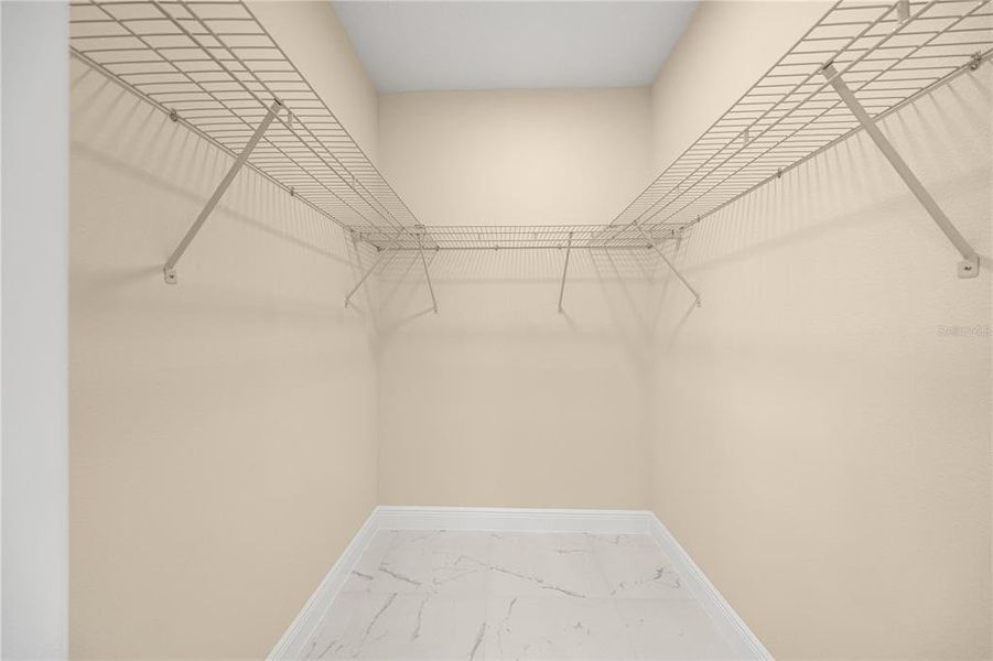 Spacious, unfurnished interior of a new home in , Belleview (Image 23).