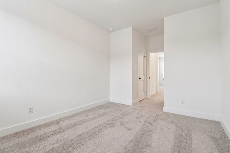 Spacious, unfurnished interior of a new home in The Highlands, Porter (Image 38).