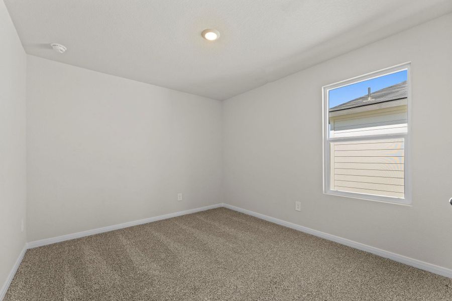 Spacious, unfurnished interior of a new home in Whisper South, San Marcos (Image 25).