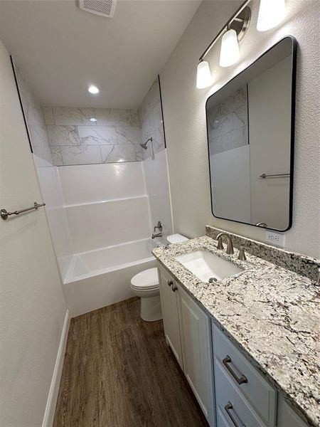 Furnished interior view inside a new home in , Abilene (Image 6).