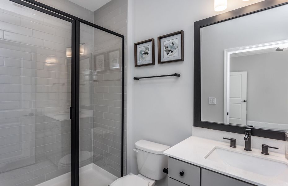 Representative furnished interior of a home built from the Renown by Del Webb in Del Webb at Chatham Park, Pittsboro (Image 9).