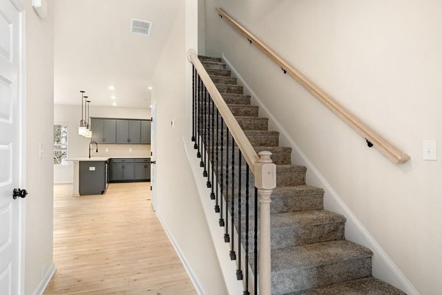 Spacious, unfurnished interior of a new home in Fair Oak, Calhoun (Image 32).