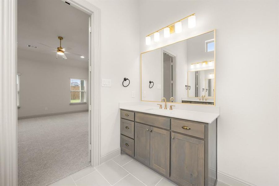 4809 Nomad- Primary Suite-4