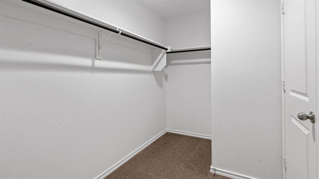 Spacious, unfurnished interior of a new home in , Fort Worth (Image 14).