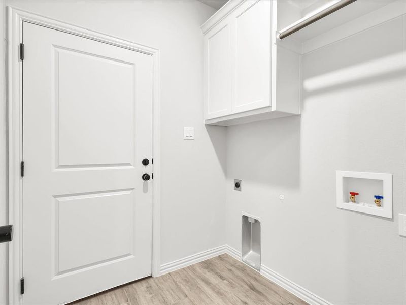 Spacious, unfurnished interior of a new home in , Springtown (Image 23).