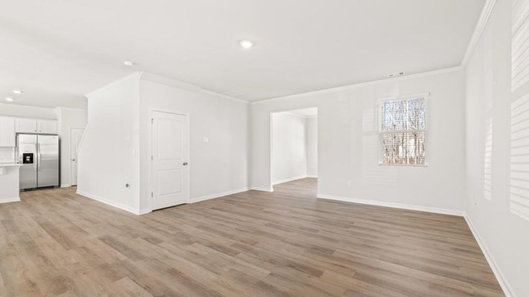 Spacious, unfurnished interior of a new home in Braselton Village, Braselton (Image 9).