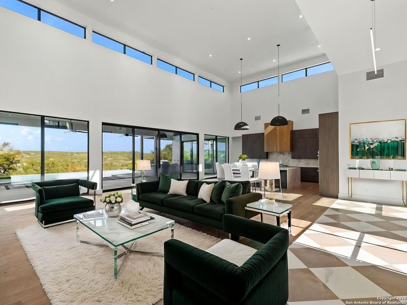 Community amenities in , Boerne (Image 44).