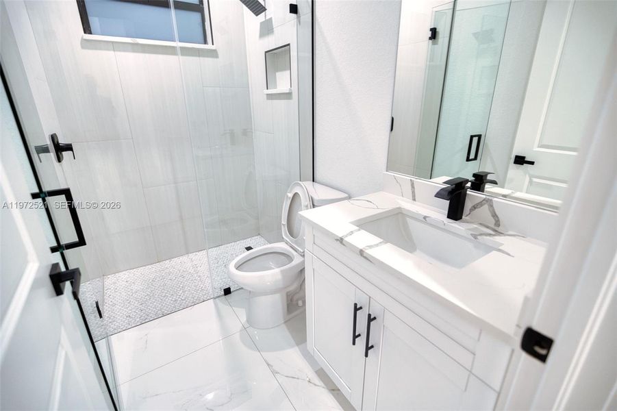 Furnished interior view inside a new home in , Cape Coral (Image 7).