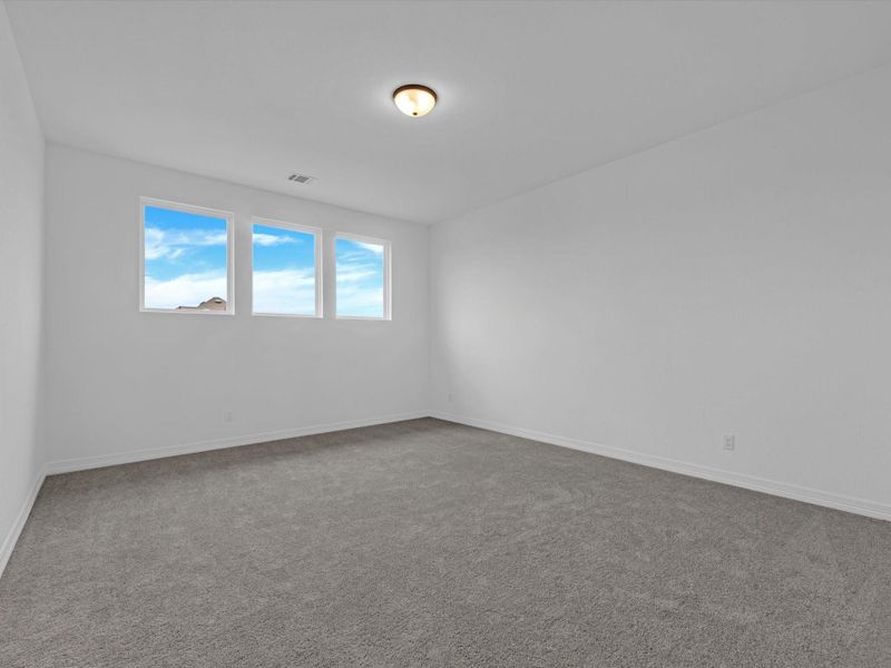 Spacious, unfurnished interior of a new home in Wildrye, Waller (Image 23).