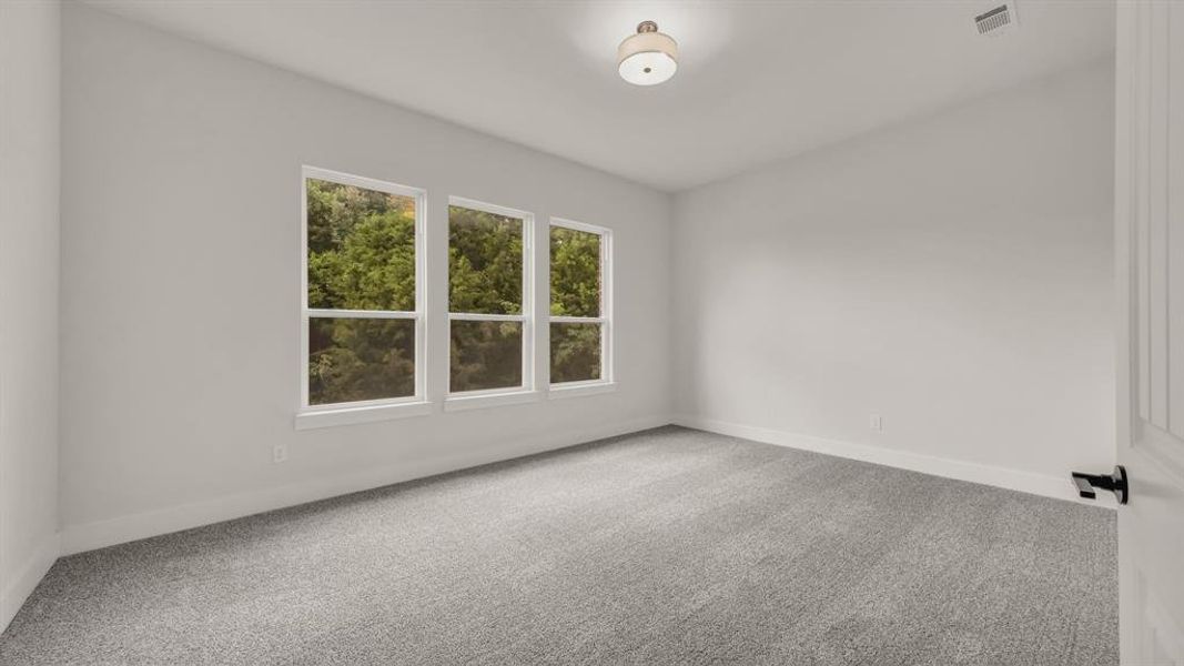 Spacious, unfurnished interior of a new home in Woodland Lakes Estates, Weatherford (Image 33).