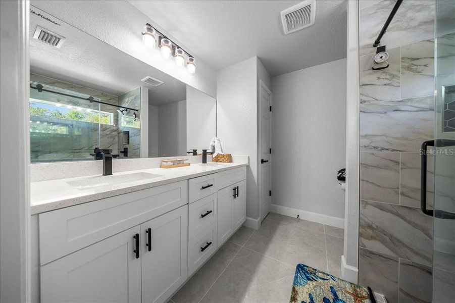 Furnished interior view inside a new home in , Ocala (Image 15).