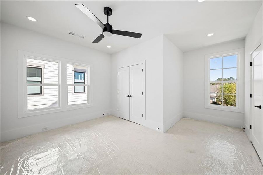 Spacious, unfurnished interior of a new home in Echo at Crabapple, Milton (Image 23).