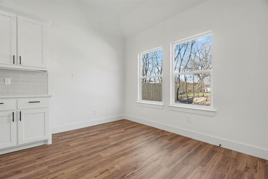 Spacious, unfurnished interior of a new home in , Greenville (Image 15).