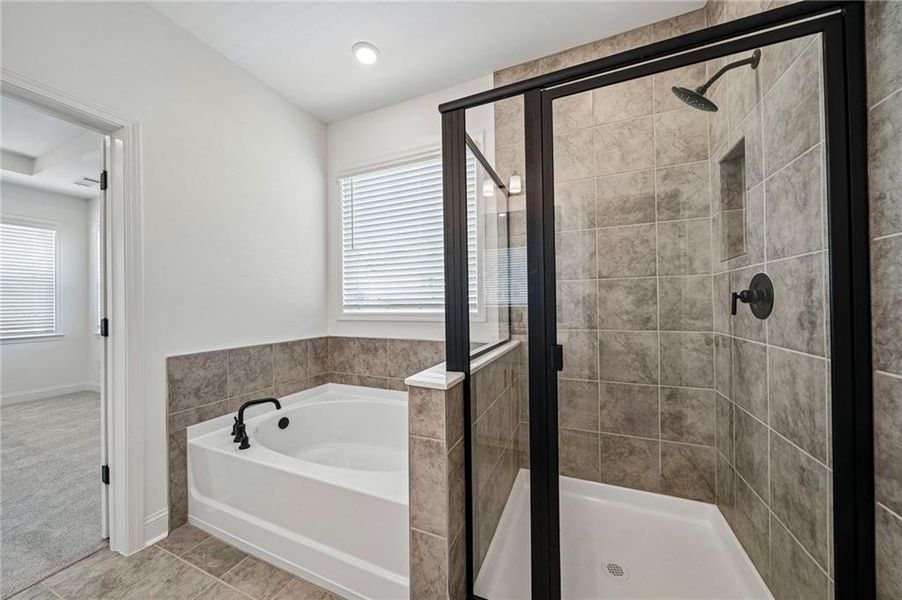 Furnished interior view inside a new home in Auburn Glen, Dacula (Image 9).