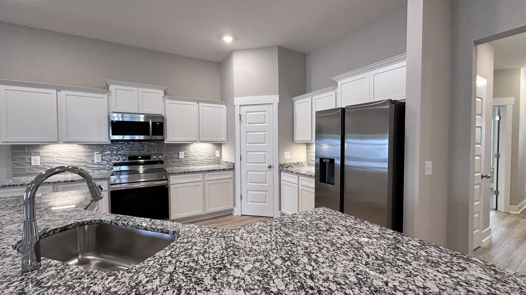 Furnished interior view inside a new home in Veterans Cove, Murfreesboro (Image 10).