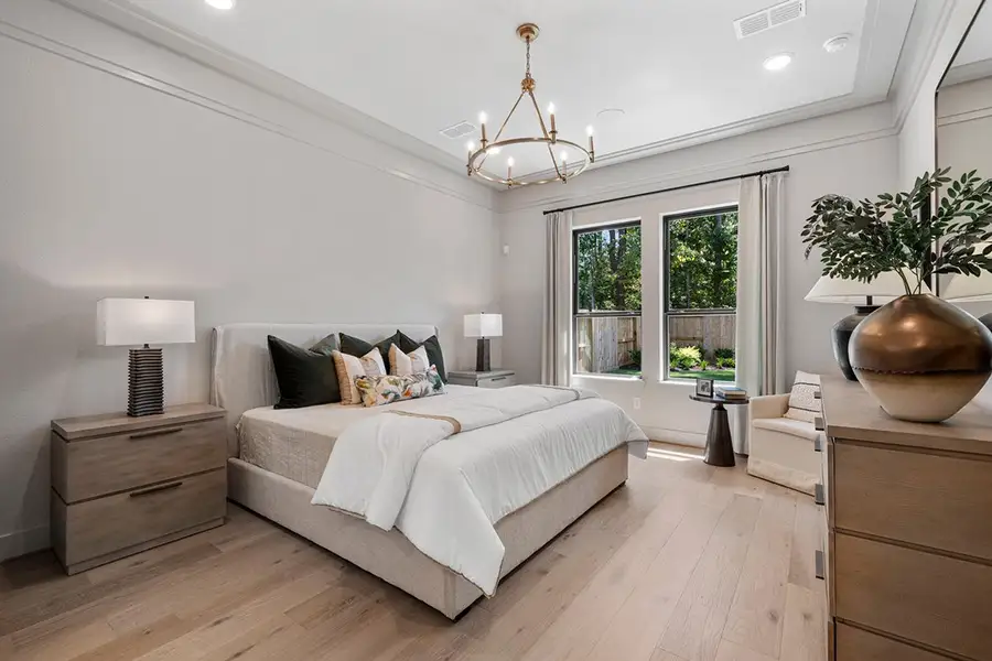 Furnished interior view inside a new home in The Highlands 50', Porter (Image 8).