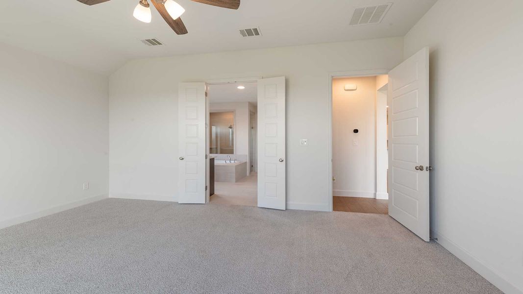 Spacious, unfurnished interior of a new home in Meraki, Forney (Image 15). Spacious, unfurnished interior of a new home in Meraki, Forney (Image 15).