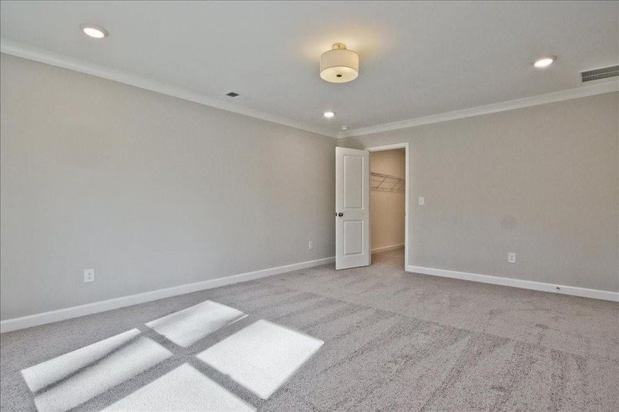 Spacious, unfurnished interior of a new home in River Walk Place, Lawrenceville (Image 19).