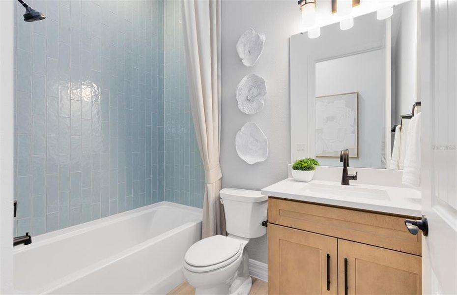 Furnished interior view inside a new home in Del Webb Minneola, Minneola (Image 10).