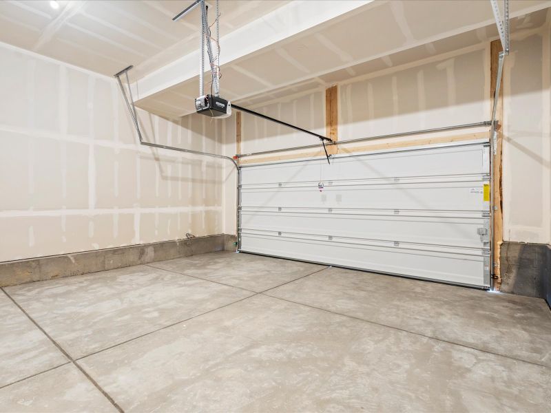 Spacious, unfurnished interior of a new home in Revere at Johnstown, Johnstown (Image 21).