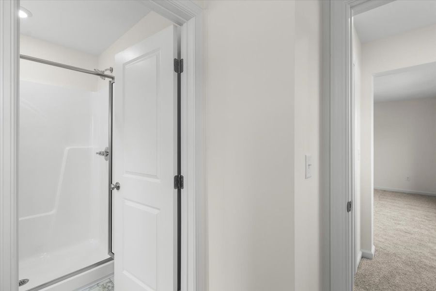 Spacious, unfurnished interior of a new home in Windsor, North Augusta (Image 25).