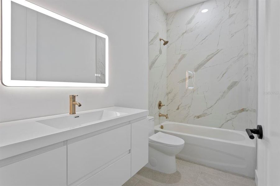 Furnished interior view inside a new home in , Lutz (Image 38).