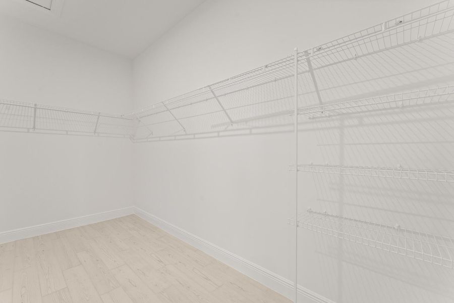 Spacious, unfurnished interior of a new home in Avila, Jensen Beach (Image 14).