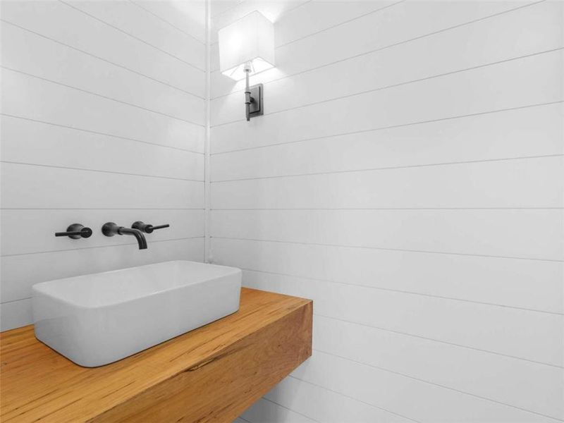 Image 42 of a home in .