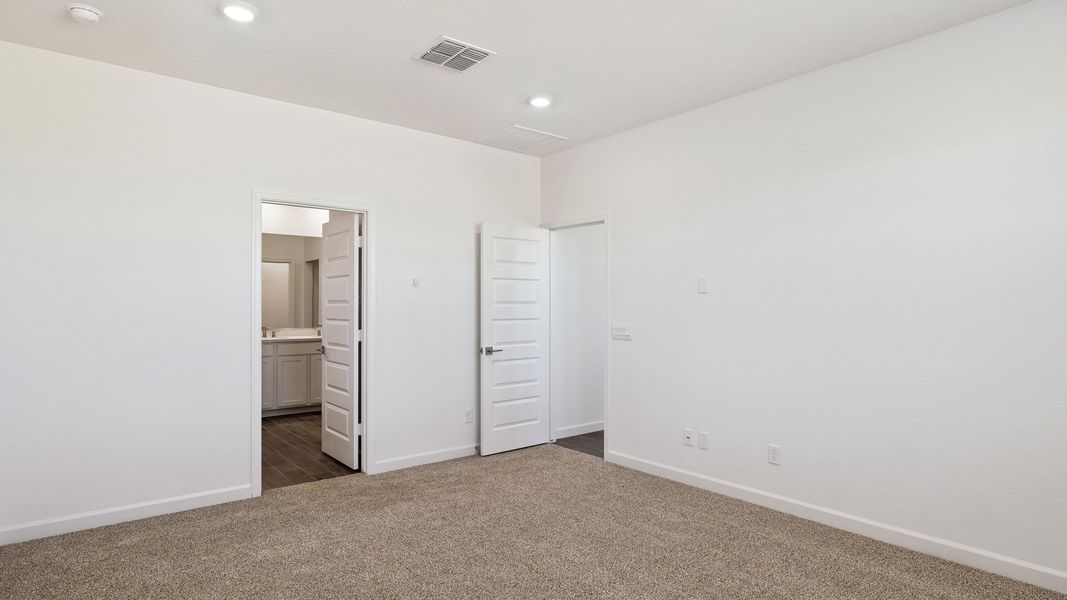 Spacious, unfurnished interior of a new home in Remington, Buckeye (Image 21).