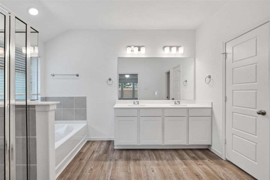 Furnished interior view inside a new home in Rollingbrook Estates, Baytown (Image 16).