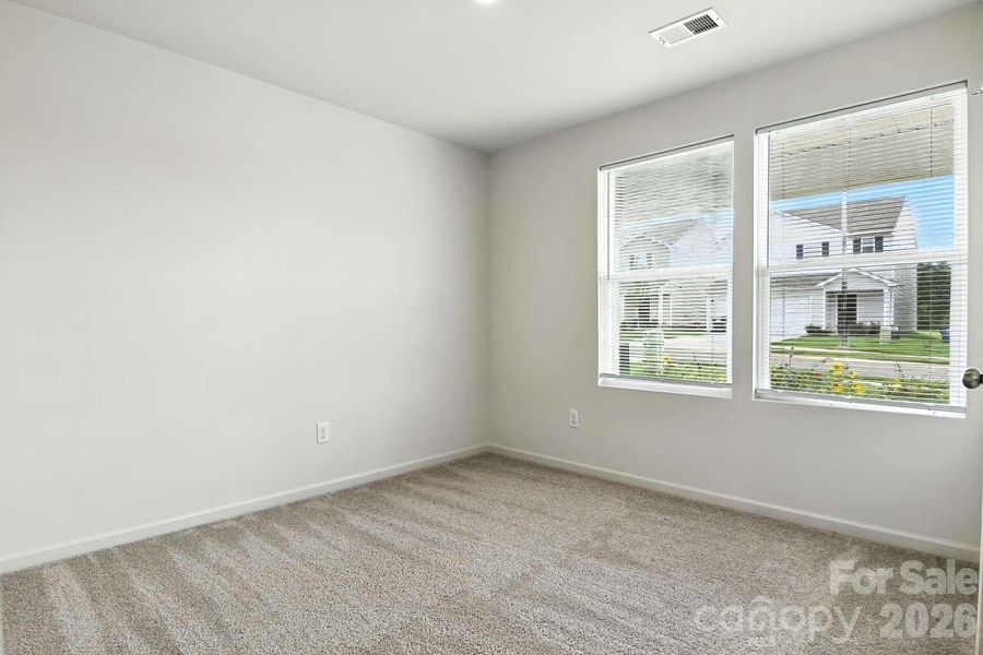 Spacious, unfurnished interior of a new home in Trivium, Newton (Image 20).