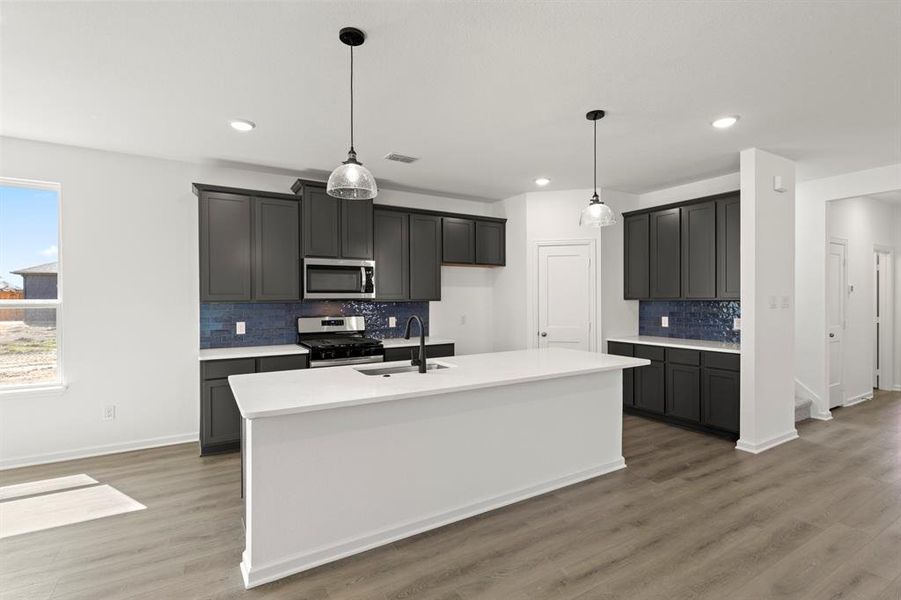 07. 1222 Falls Rush - Kitchen (2)