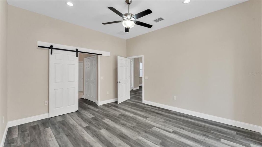 Spacious, unfurnished interior of a new home in , Lakeland (Image 22). Spacious, unfurnished interior of a new home in , Lakeland (Image 22).