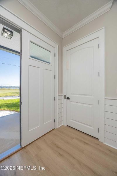 Spacious, unfurnished interior of a new home in , St. Augustine (Image 25).