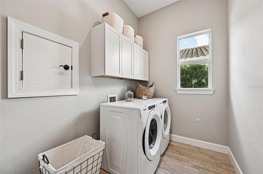 Furnished interior view inside a new home in , Englewood (Image 17).