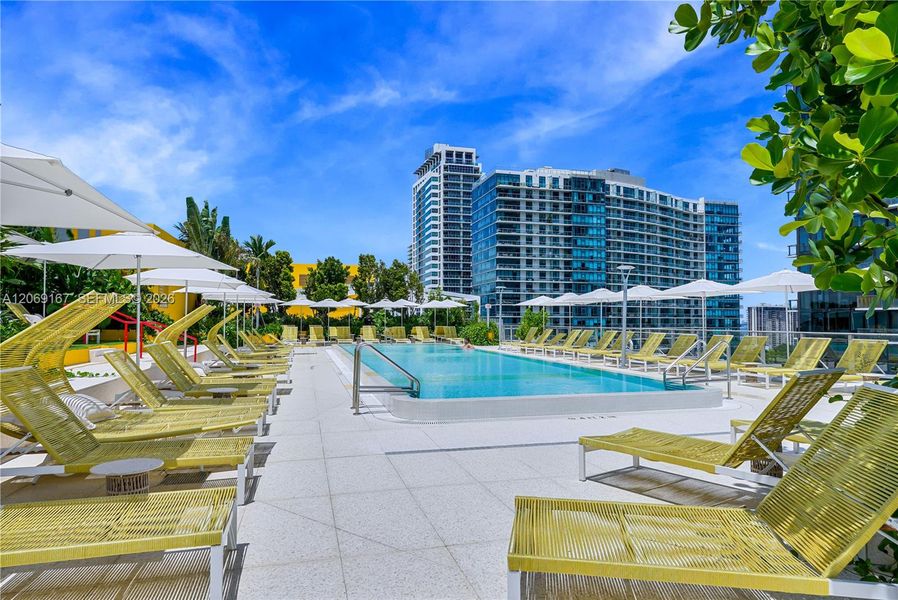 Condo located in Miami, FL showcasing its design and architecture (Image 3). Condo located in Miami, FL showcasing its design and architecture (Image 3).