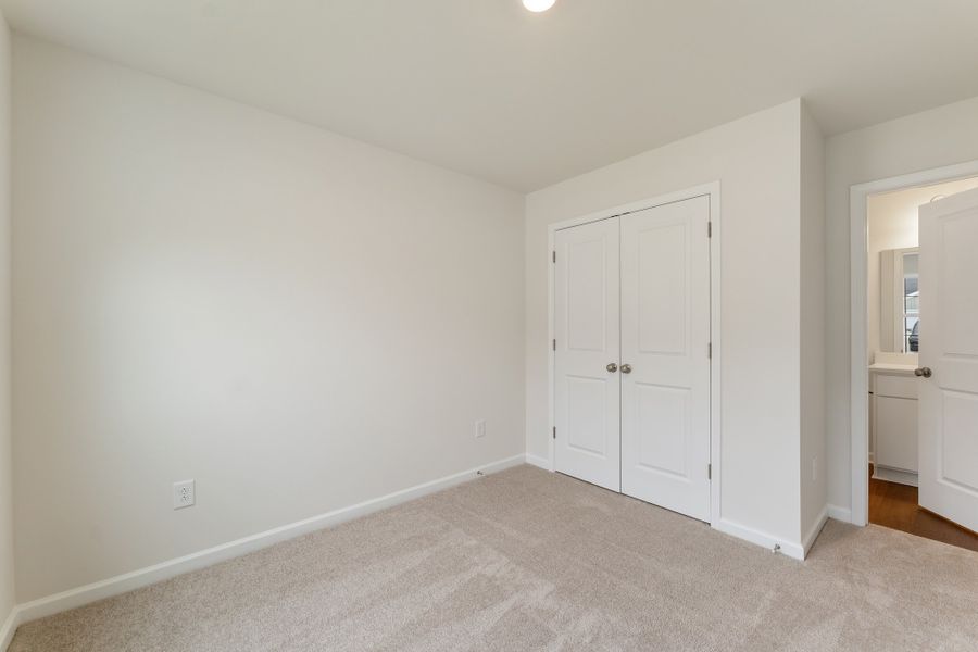 Spacious, unfurnished interior of a new home in Evergreen, Spartanburg (Image 15). Spacious, unfurnished interior of a new home in Evergreen, Spartanburg (Image 15).