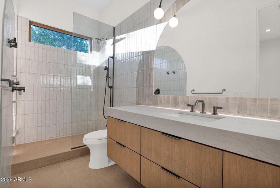 4th Bathroom 4th Bathroom