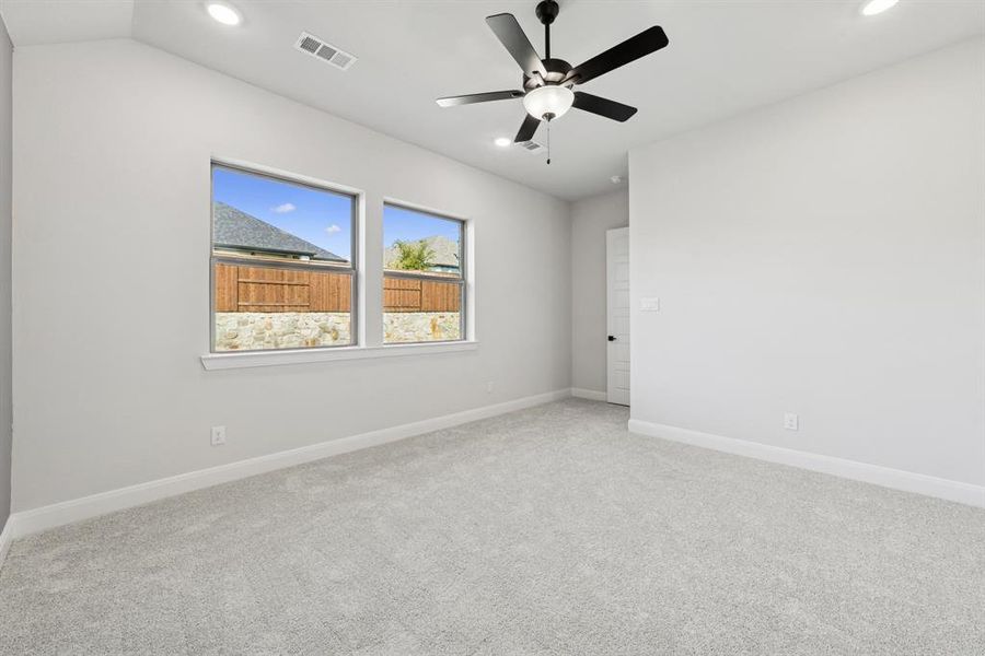 Spacious, unfurnished interior of a new home in Mantua Point Classics, Van Alstyne (Image 19). Spacious, unfurnished interior of a new home in Mantua Point Classics, Van Alstyne (Image 19).