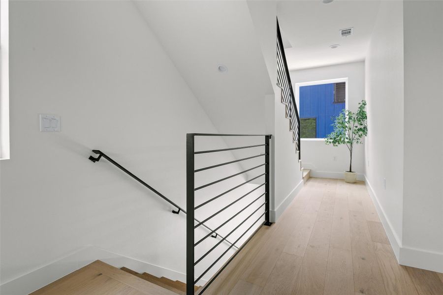 Spacious, unfurnished interior of a new home in , Austin (Image 18).