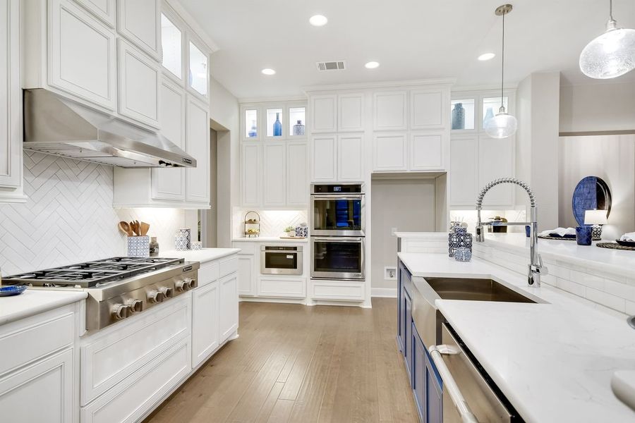 Representative furnished interior of a home built from the Catalina by Giddens Homes in Clearwater Ranch, Liberty Hill (Image 80).